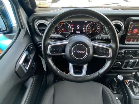 Used 2022 Jeep Wrangler Unlimited Sahara w/ Cold Weather Group image 6