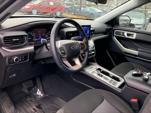 Certified 2023 Ford Explorer XLT image 16