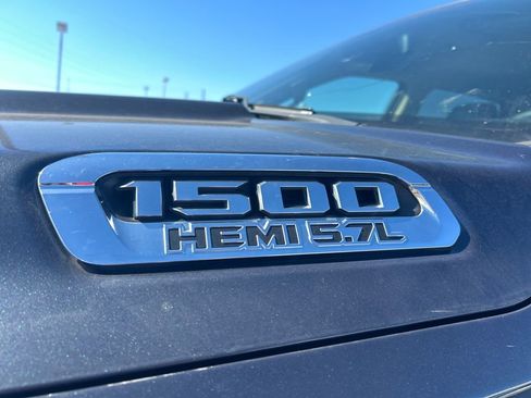 Used 2019 RAM 1500 Big Horn image 10