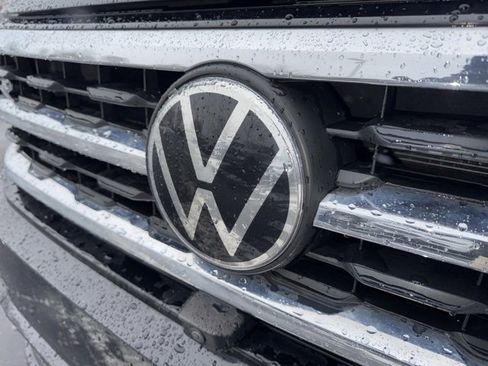 Used 2021 Volkswagen Atlas SEL Premium R-Line image 30