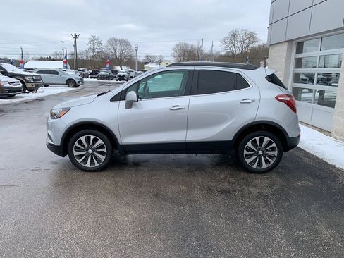 Used 2021 Buick Encore Preferred w/ Safety Package image 2