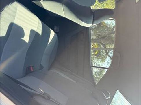 Used 2018 Toyota Corolla L image 13