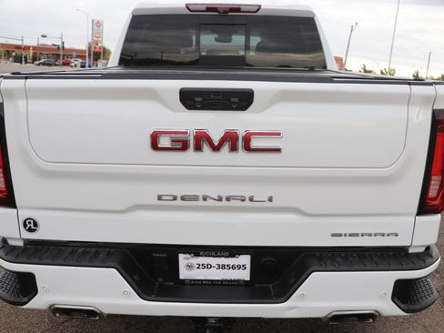 Used 2024 GMC Sierra 1500 Denali w/ Denali Reserve Package image 6