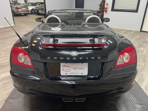 Used 2005 Chrysler Crossfire Limited image 16