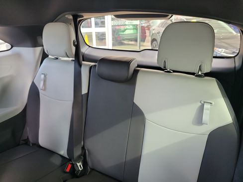 Used 2022 Toyota Sienna XSE FWD image 14
