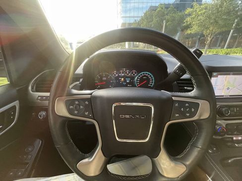 Used 2017 GMC Yukon Denali w/ Open Road Package AWD/4WD image 14