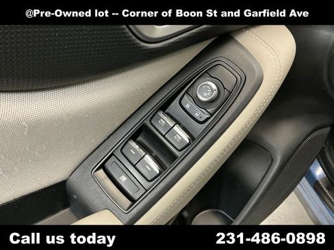 Used 2019 Subaru Forester Premium image 16