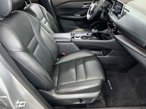 Used 2021 Nissan Rogue SL image 32