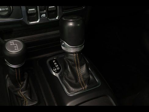 Used 2023 Jeep Wrangler Altitude image 11