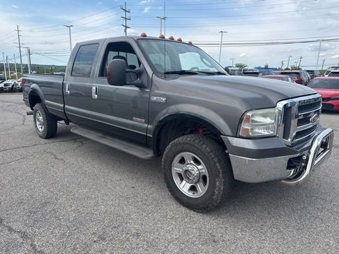 Used 2005 Ford F350 XLT AWD/4WD image 3