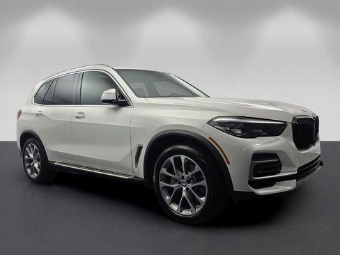 Used 2022 BMW X5 sDrive40i RWD image 1