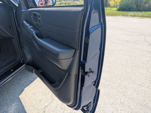 Used 2004 Chevrolet Blazer LS w/ Preferred Equipment Group image 86