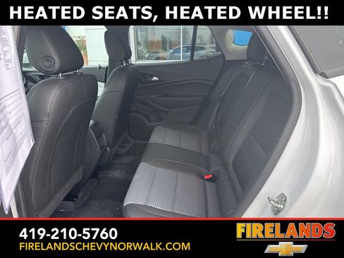 Certified 2025 Chevrolet Trax LT w/ LT Convenience Package image 11