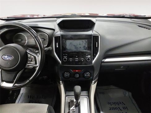 Used 2019 Subaru Forester Premium w/ All-Weather Package image 11