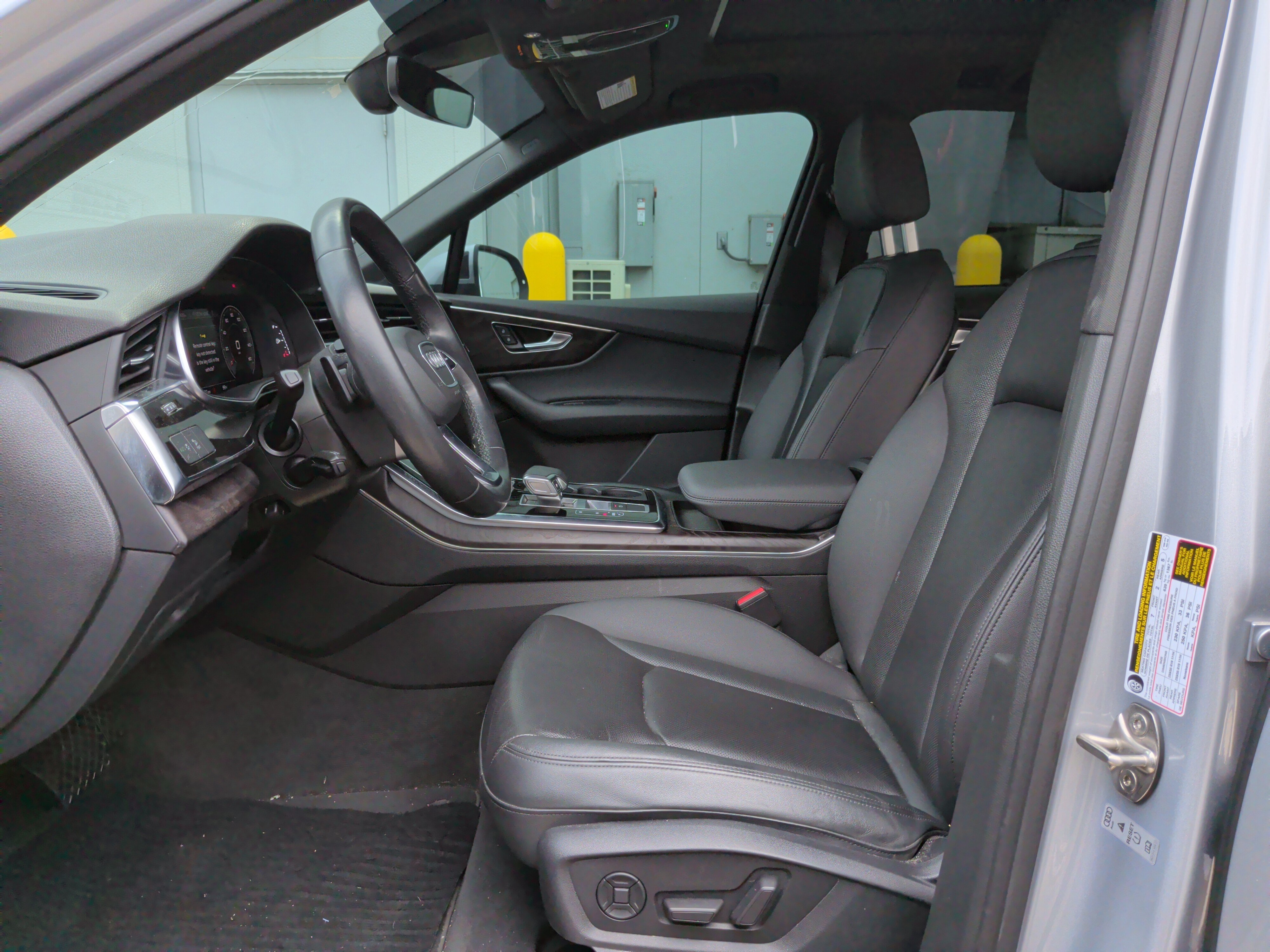 Used 2022 Audi Q7 2.0T Premium Plus w/ Premium Plus Package AWD/4WD image 15