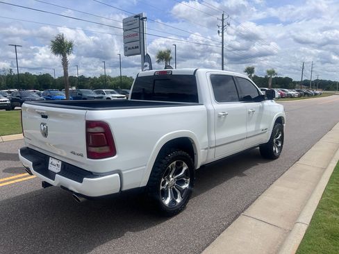 Used 2019 RAM 1500 Limited AWD/4WD image 3