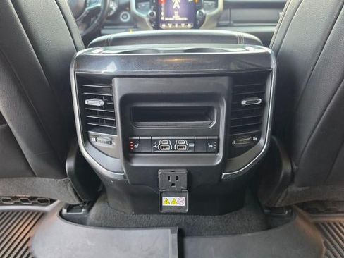 Used 2019 RAM 1500 Laramie AWD/4WD image 35