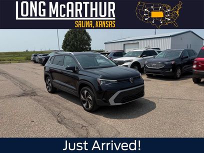 Used 2025 Volkswagen Taos SE