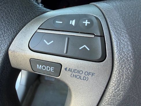 Used 2007 Toyota Camry LE image 11