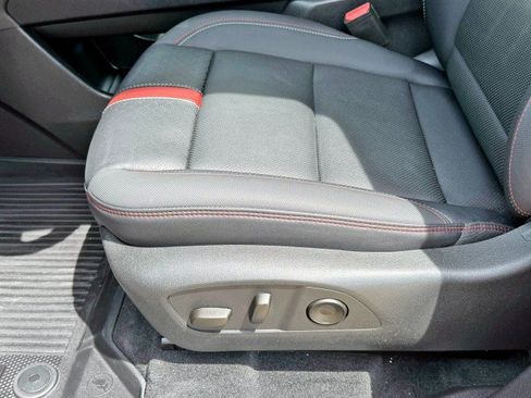 Certified 2025 Chevrolet Traverse RS w/ LPO, Floor Liner Package FWD image 14
