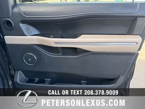 Used 2024 Ford Expedition Limited image 12