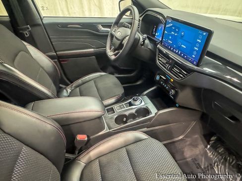 Used 2023 Ford Escape ST-Line w/ Tech Pack #1 image 27