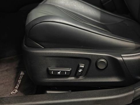 Used 2016 Lexus GS F RWD image 47