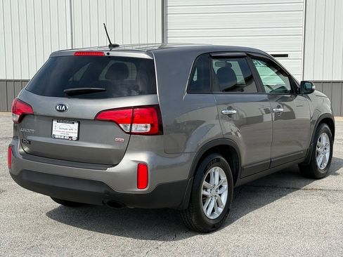 Used 2015 Kia Sorento LX FWD image 8