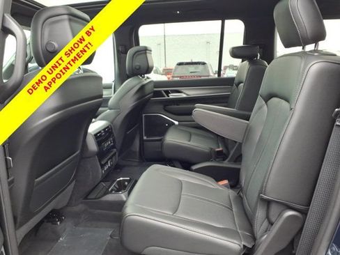 New 2026 Jeep Grand Wagoneer 4WD w/ Premium Group I image 15