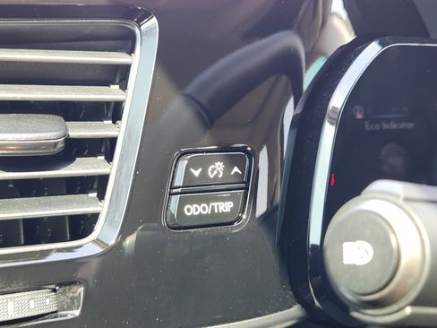 Certified 2024 Lexus NX 250 FWD w/ Towing Package (2000 Lbs) image 27