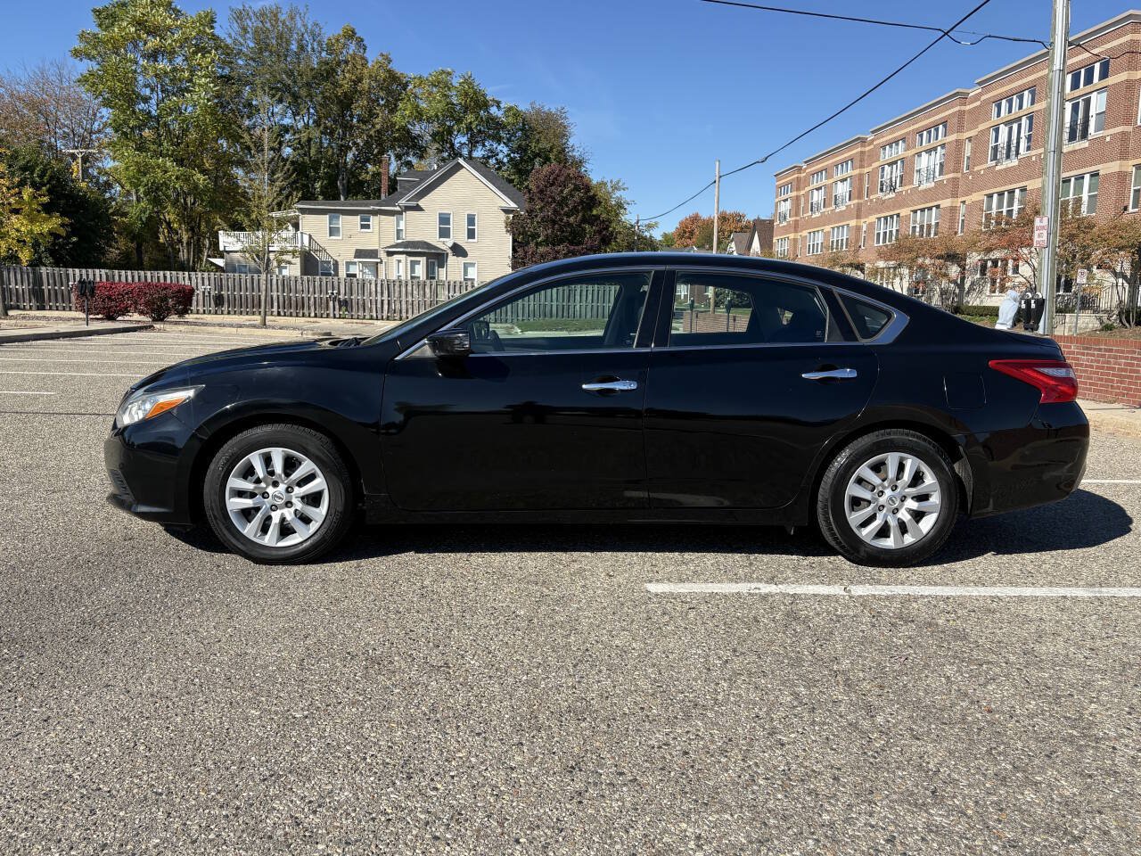 Used 2017 Nissan Altima 2.5 S w/ Power Driver Seat Package FWD image 25