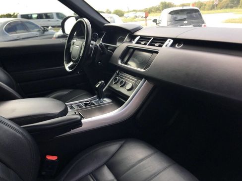 Used 2016 Land Rover Range Rover Sport HSE image 39