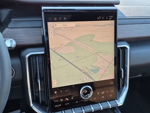 New 2026 GMC Acadia Denali w/ Super Cruise Package AWD/4WD image 15