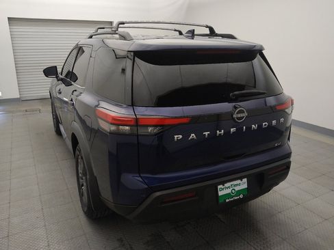 Used 2022 Nissan Pathfinder SV FWD image 6