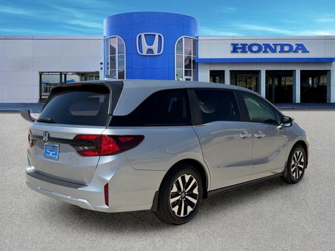 New 2026 Honda Odyssey EX-L image 8