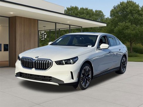 New 2026 BMW 530i image 2