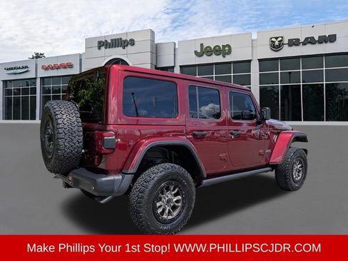 Used 2021 Jeep Wrangler Unlimited Rubicon w/ Trailer Tow Package AWD/4WD image 3