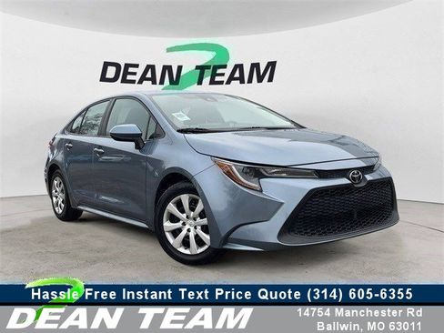 Used 2020 Toyota Corolla LE image 1