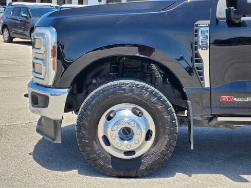 Used 2024 Ford F350 Lariat w/ Lariat Ultimate Package AWD/4WD image 9