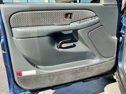 Used 2002 Chevrolet Avalanche 4x4 w/ Off-Road Suspension Pkg image 43