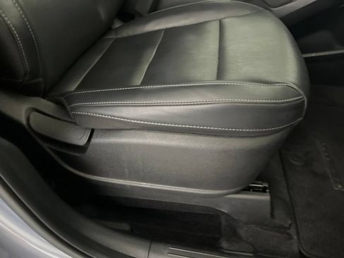 Used 2025 Kia Telluride S FWD image 58