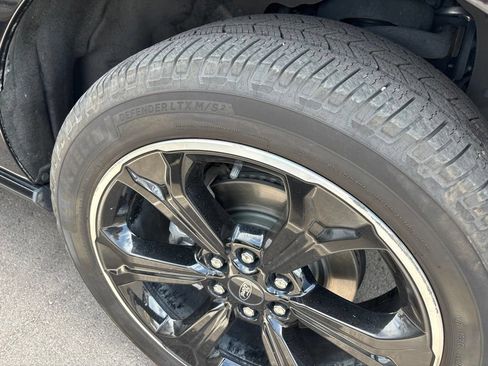Used 2022 Ford Expedition Max Limited AWD/4WD image 9