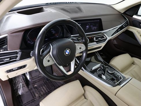 Used 2019 BMW X7 xDrive50i w/ Premium Package image 24