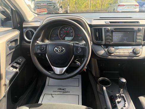 Used 2014 Toyota RAV4 XLE AWD/4WD image 17