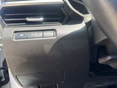 Used 2024 Nissan Altima 2.5 S FWD image 16