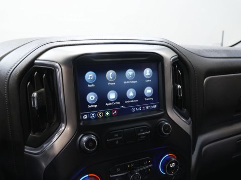 Used 2020 Chevrolet Silverado 1500 LT Trail Boss AWD/4WD image 44