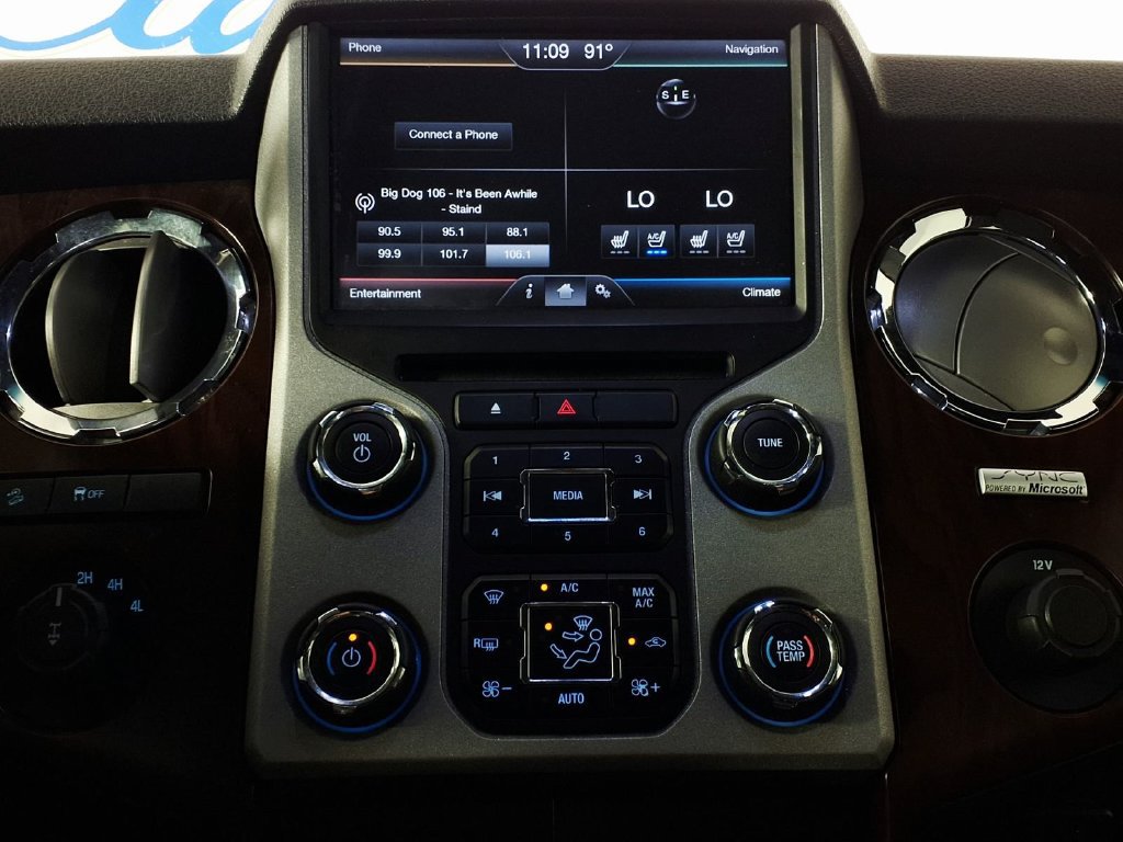 Used 2014 Ford F250 Lariat w/ Lariat Ultimate Package AWD/4WD image 24