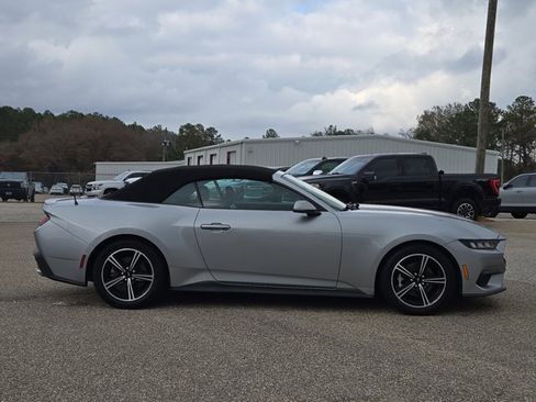 Used 2024 Ford Mustang Premium RWD image 10