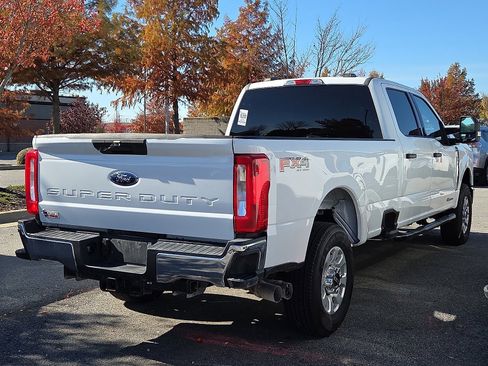 Used 2023 Ford F250 XLT w/ FX4 Off-Road Package image 4