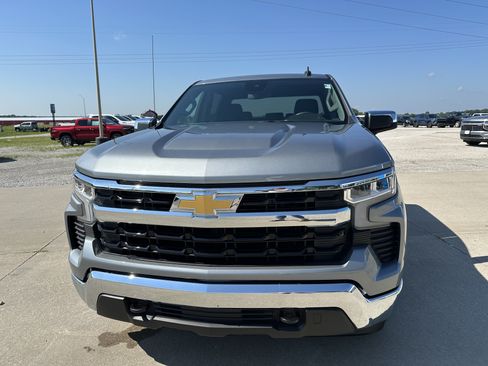 Certified 2026 Chevrolet Silverado 1500 LT AWD/4WD image 6